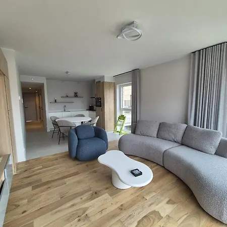 Stijlvol Nieuwbouwappartement Op Wandelafstand Zee - Inclusief Parkeerplaats アパート ブランケンベルヘ