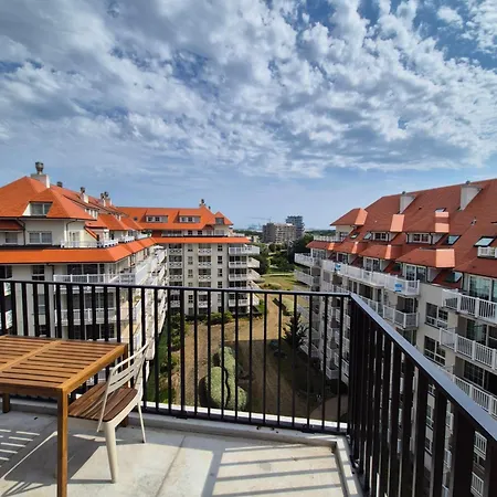アパート Stijlvol Nieuwbouwappartement Op Wandelafstand Zee - Inclusief Parkeerplaats ブランケンベルヘ